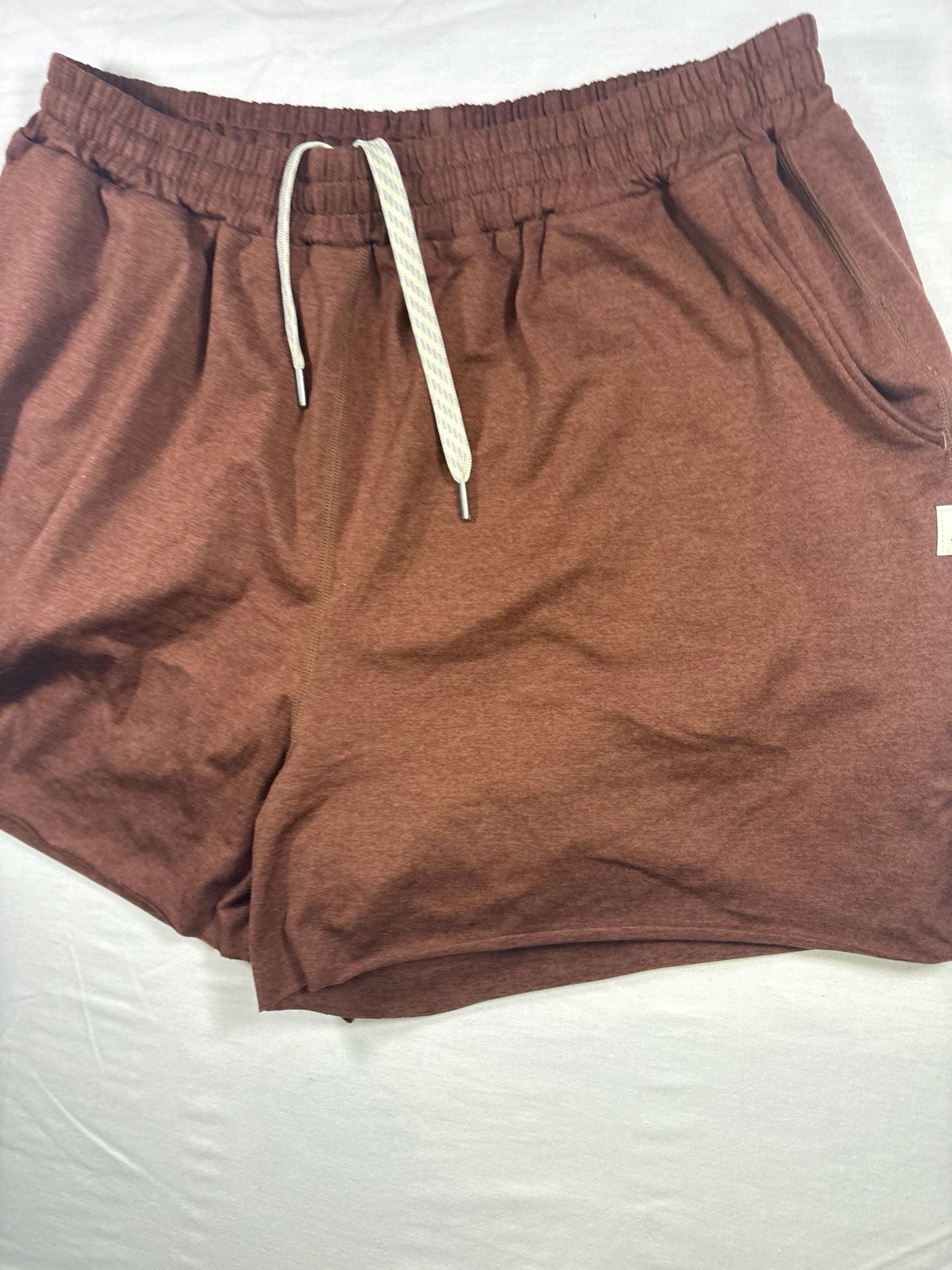Vuori women’s Shorts Fleece Short Size Medium Earth Brown Heather 3