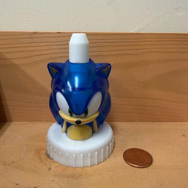 Good2Grow Sonic The Hedgehog Juice Bottle Topper