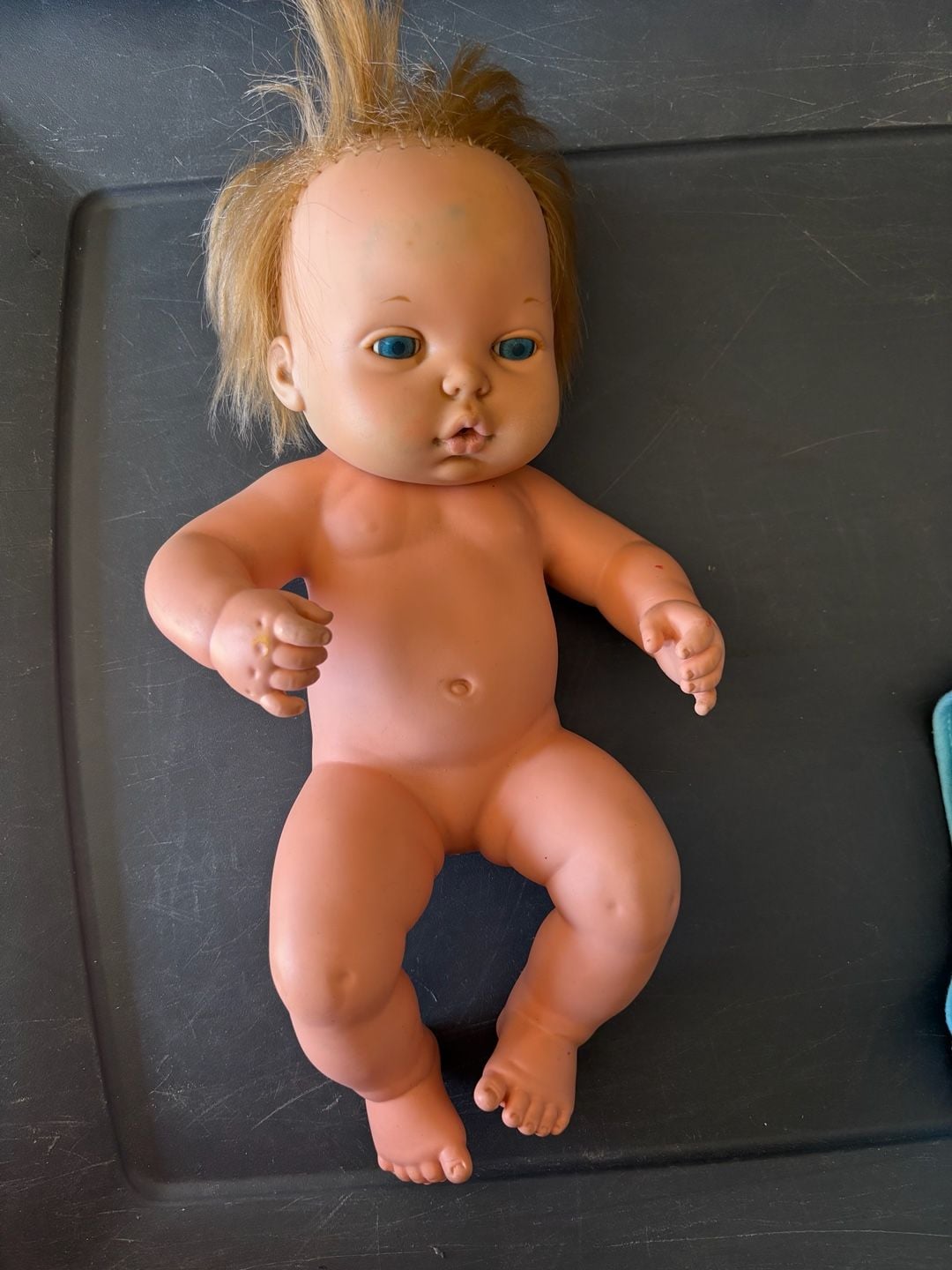 Vintage 1972 Mattel Baby Doll with Blue Eyes and Blonde Hair 3