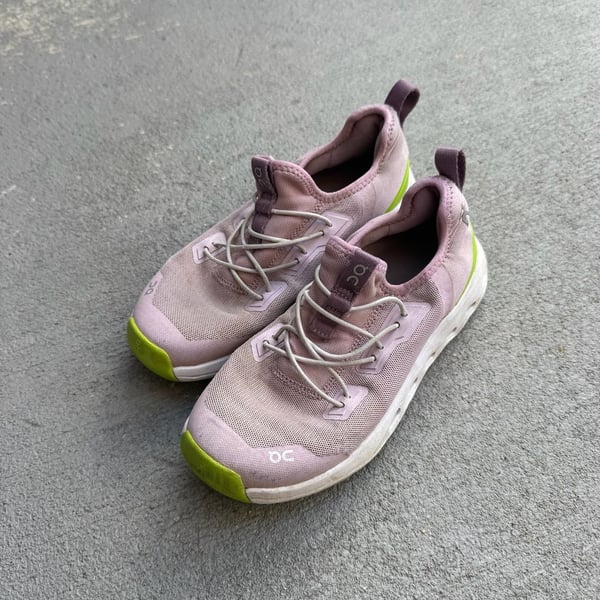 On Running Cloudleap Kids Mauve Kiwi Little Kids Sneakers