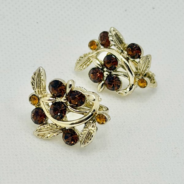 Vintage Gold Tone Brown Topaz Rhinestone Grape and Leaf Fall Clip On Earrings