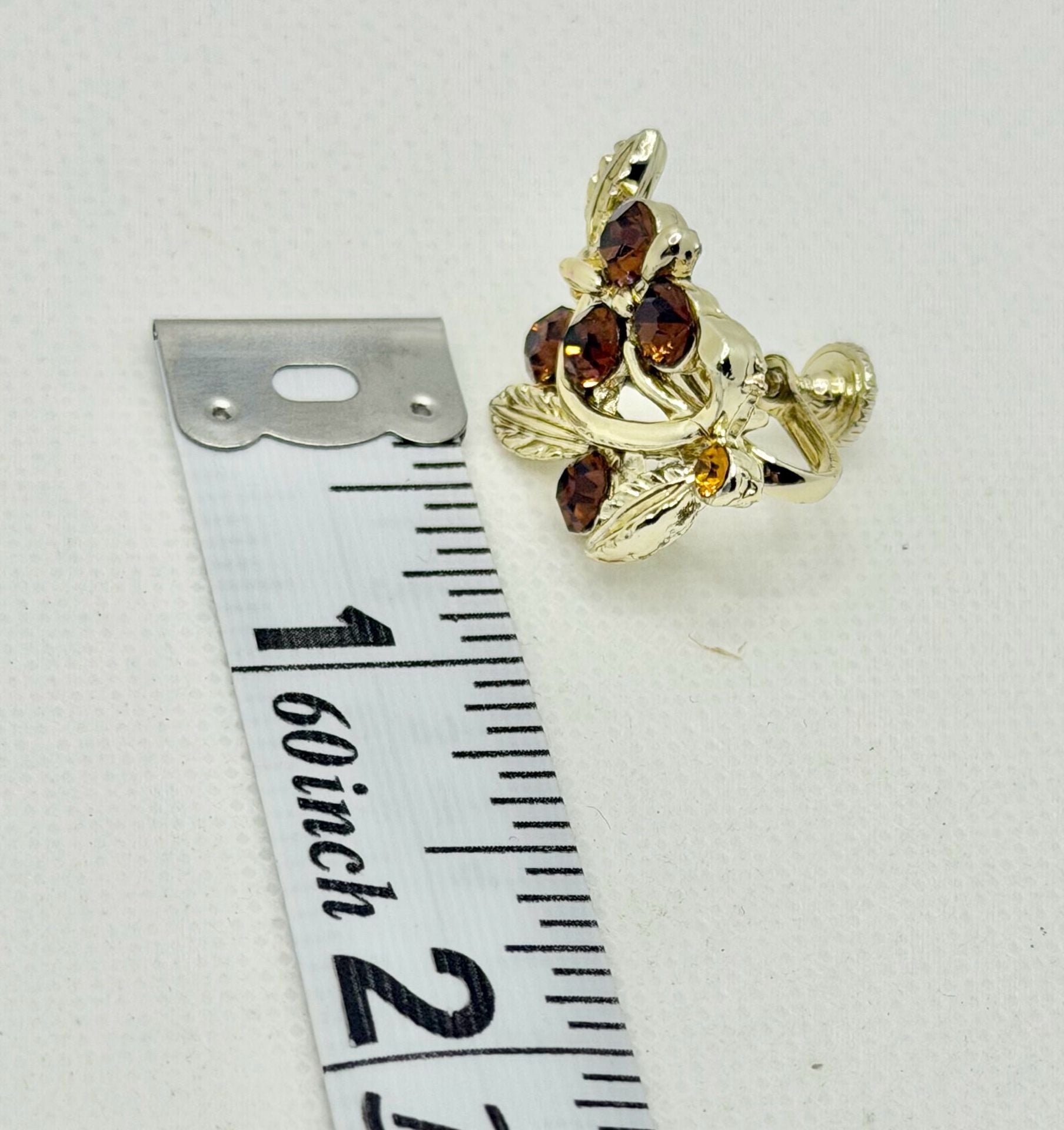 Vintage Gold Tone Brown Topaz Rhinestone Grape and Leaf Fall Clip On Earrings 5