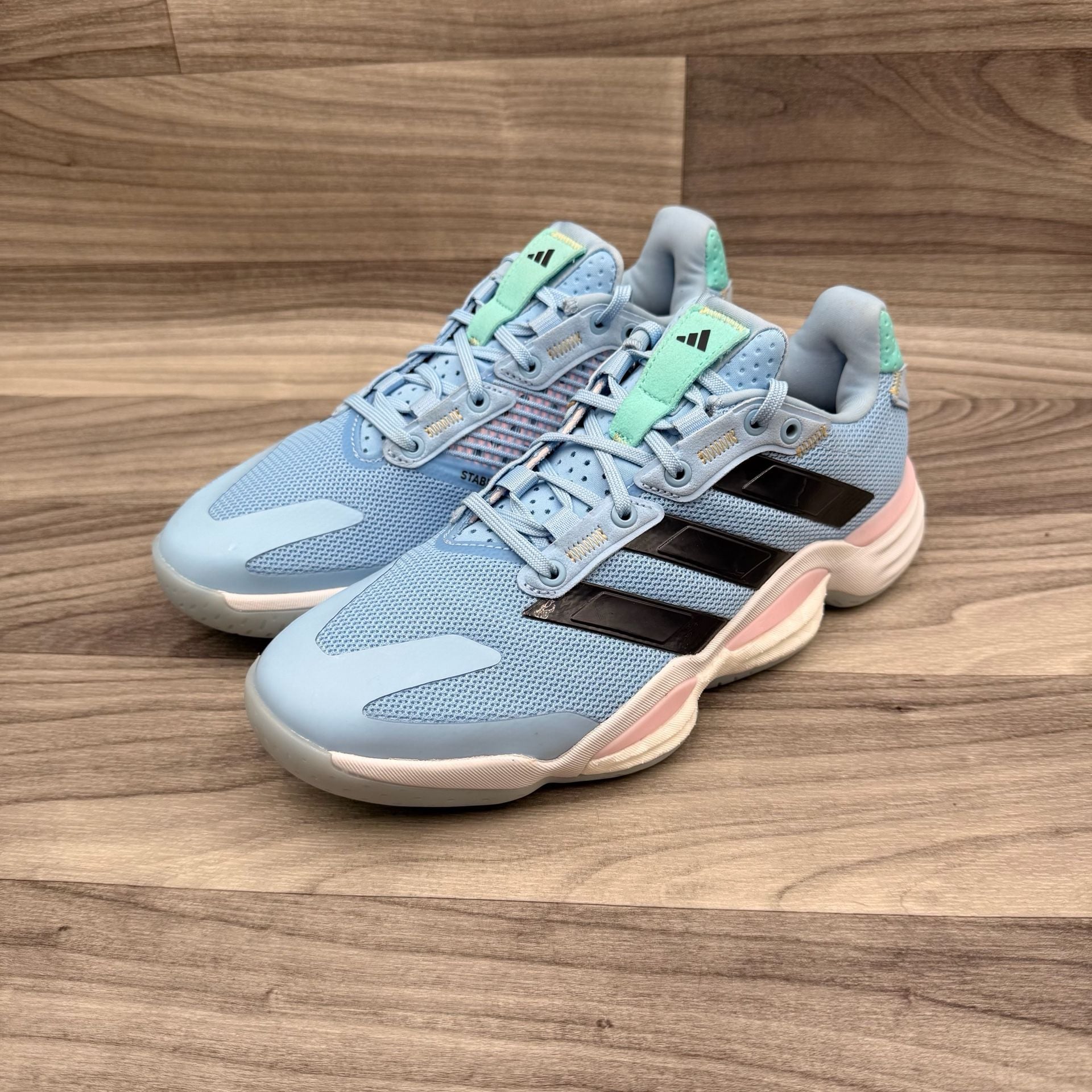 Adidas Stabil 16 Shoes Women, Glow Blue/Shadow Navy/Core Black NWOT 9