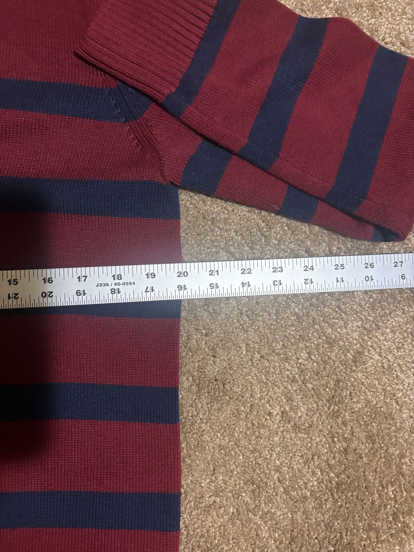 Tommy Hilfiger Men's Striped V-Neck Button Cardigan Sweater Burgundy Navy Size M 6
