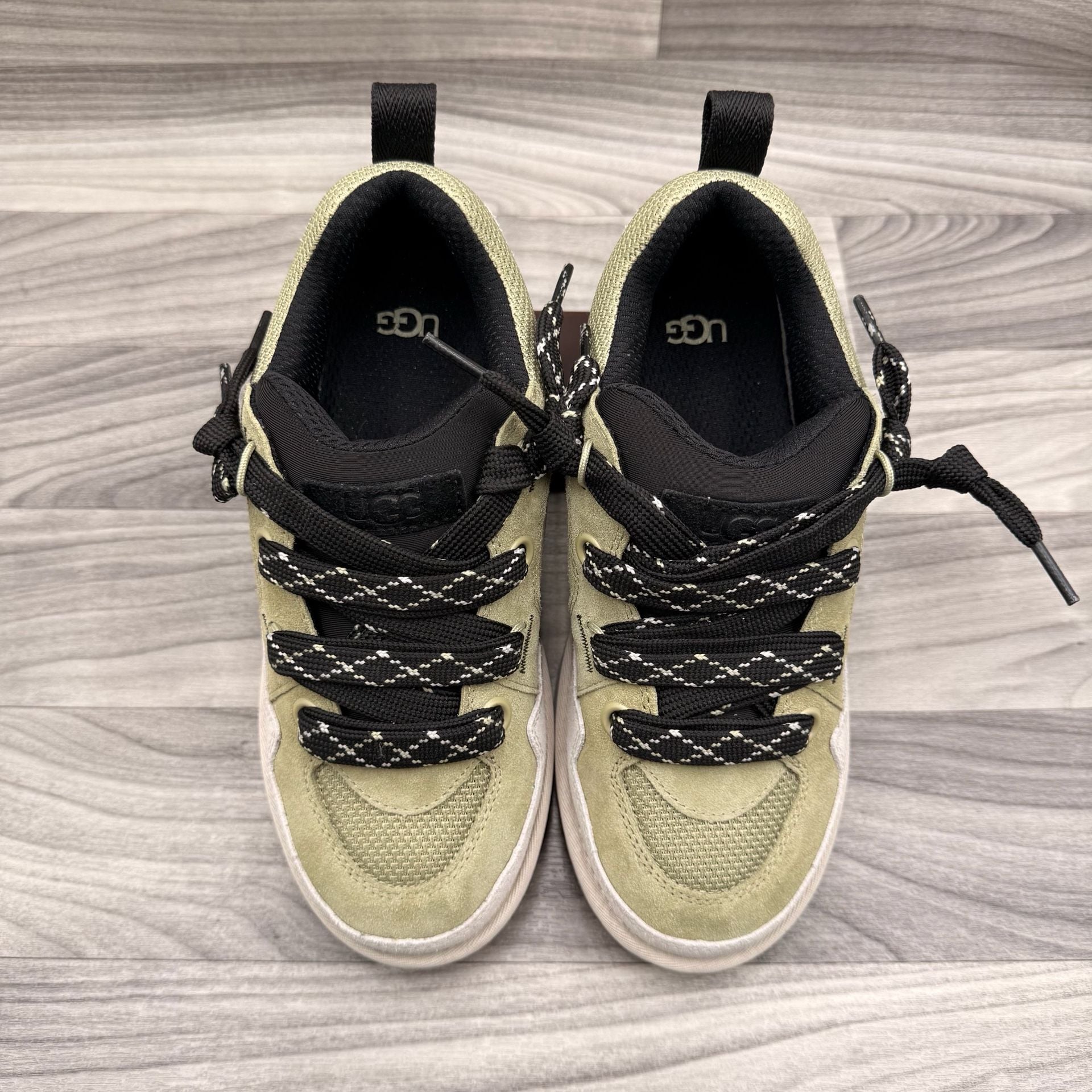UGG Men's Lo Lowmel Fashion Sneakers NWOT 1169493-MTY Muted Brass / Putty 15