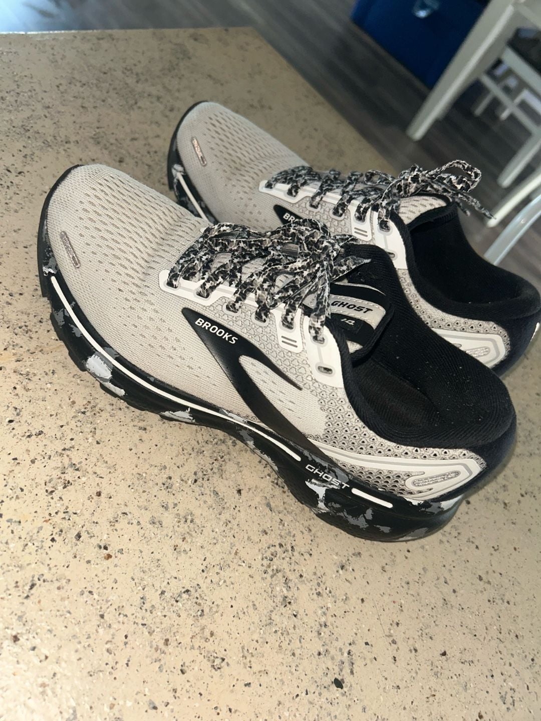 Brooks Ghost 14 Running Shoes, Size 6, White/Black, Camo Pattern, Used with Wear on Soles and Midsole 4