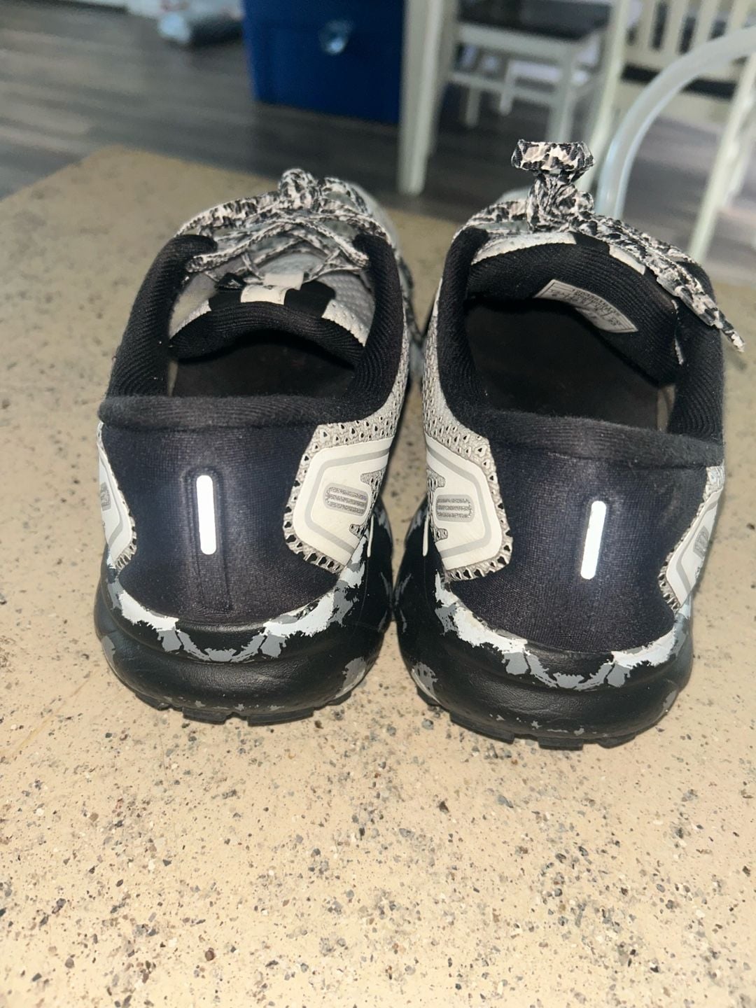 Brooks Ghost 14 Running Shoes, Size 6, White/Black, Camo Pattern, Used with Wear on Soles and Midsole 5