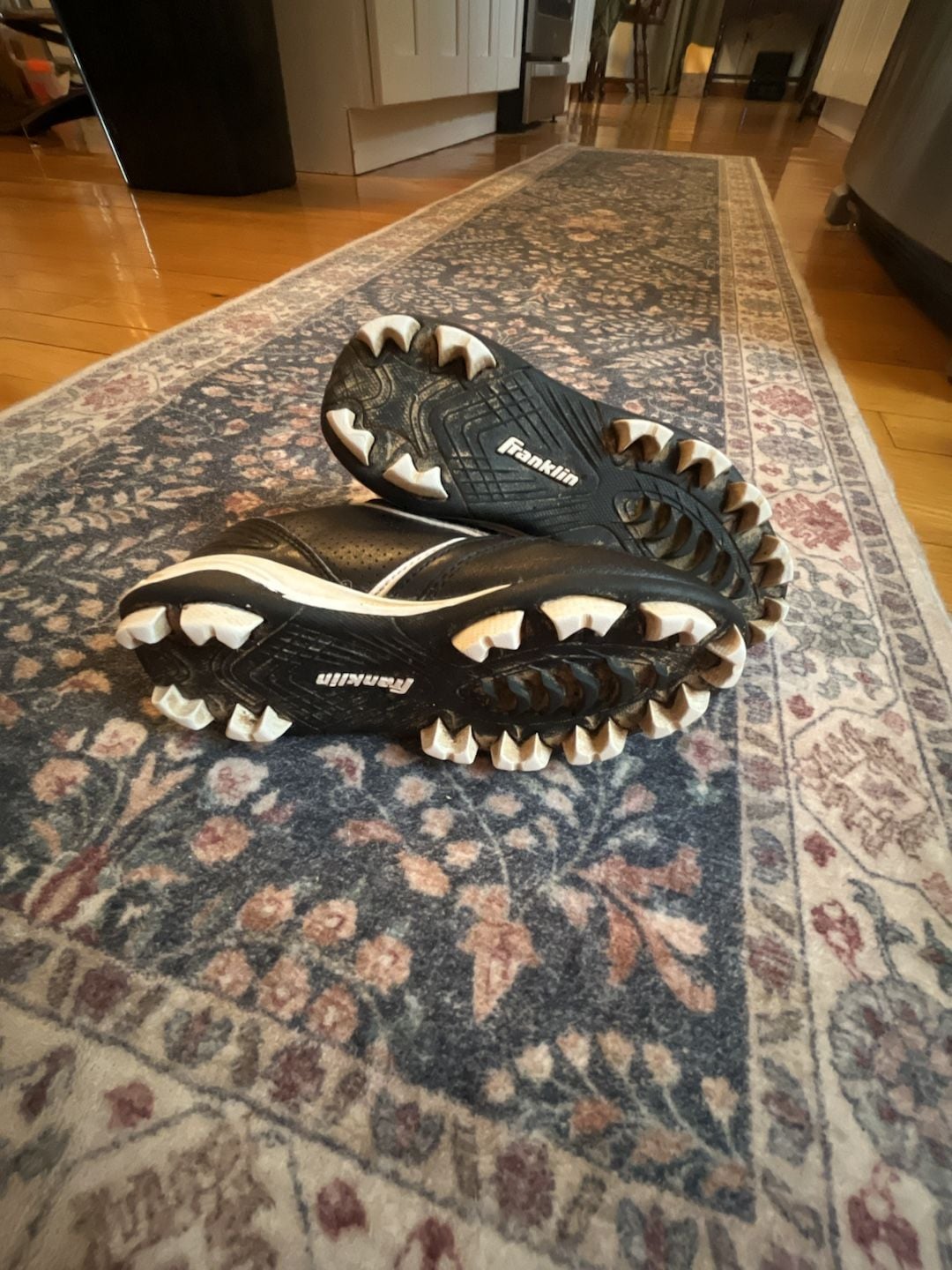 Baseball Cleats size 13Y Franklin boys kids cleats shoes black white 4