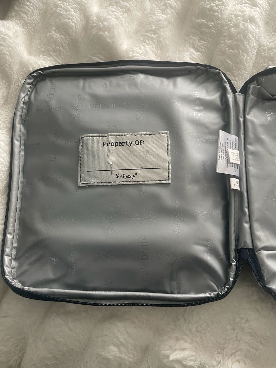 Thirty-One Lunch Bag with Indigo Burst Tie-Dye Pattern 5