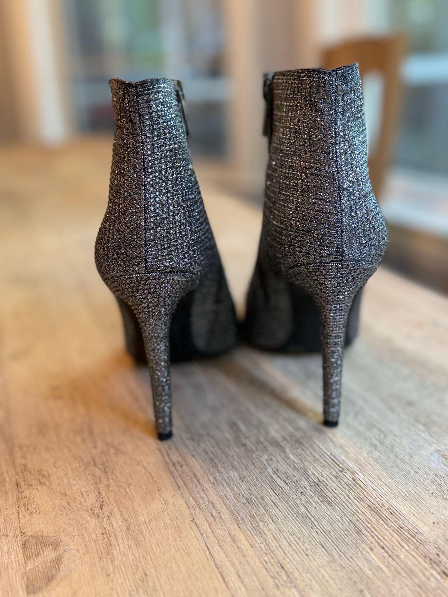 Jessica Simpson Pelina 3 Sparkly Rhinestone Stiletto Heel Ankle Boots Size 8 3