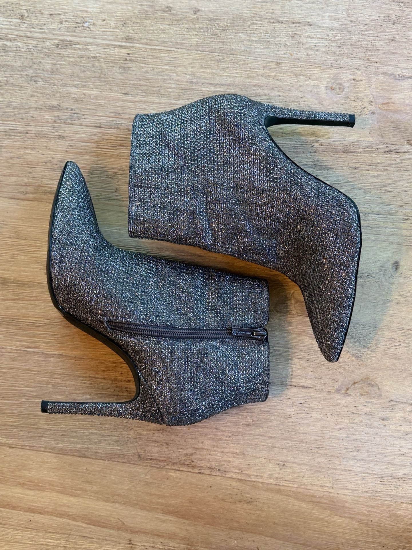 Jessica Simpson Pelina 3 Sparkly Rhinestone Stiletto Heel Ankle Boots Size 8 4