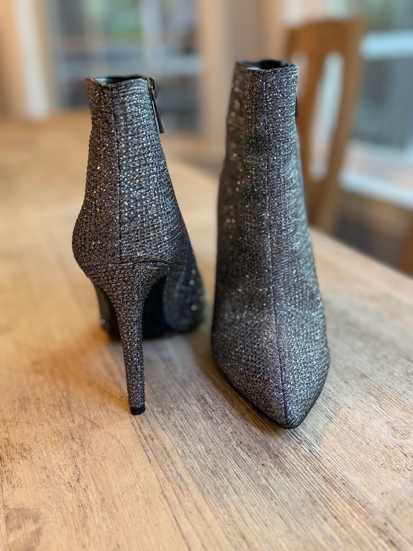 Jessica Simpson Pelina 3 Sparkly Rhinestone Stiletto Heel Ankle Boots Size 8 5