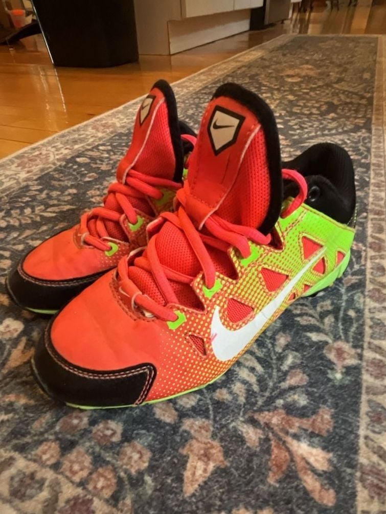 Nike Youth US Size 3.5Y Cleats Shoes Soccer Baseball Football kids girls softball Orange yellow 2