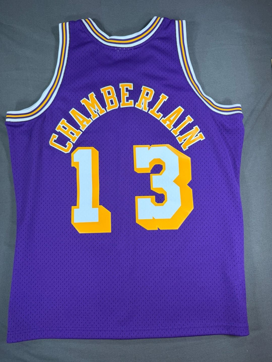 Mitchell & Ness Los Angeles Lakers 1971-72 Wilt Chamberlain Swingman Jersey 3