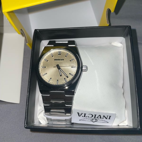 Invicta Specialty Silver-Tone Quartz 40mm Diver