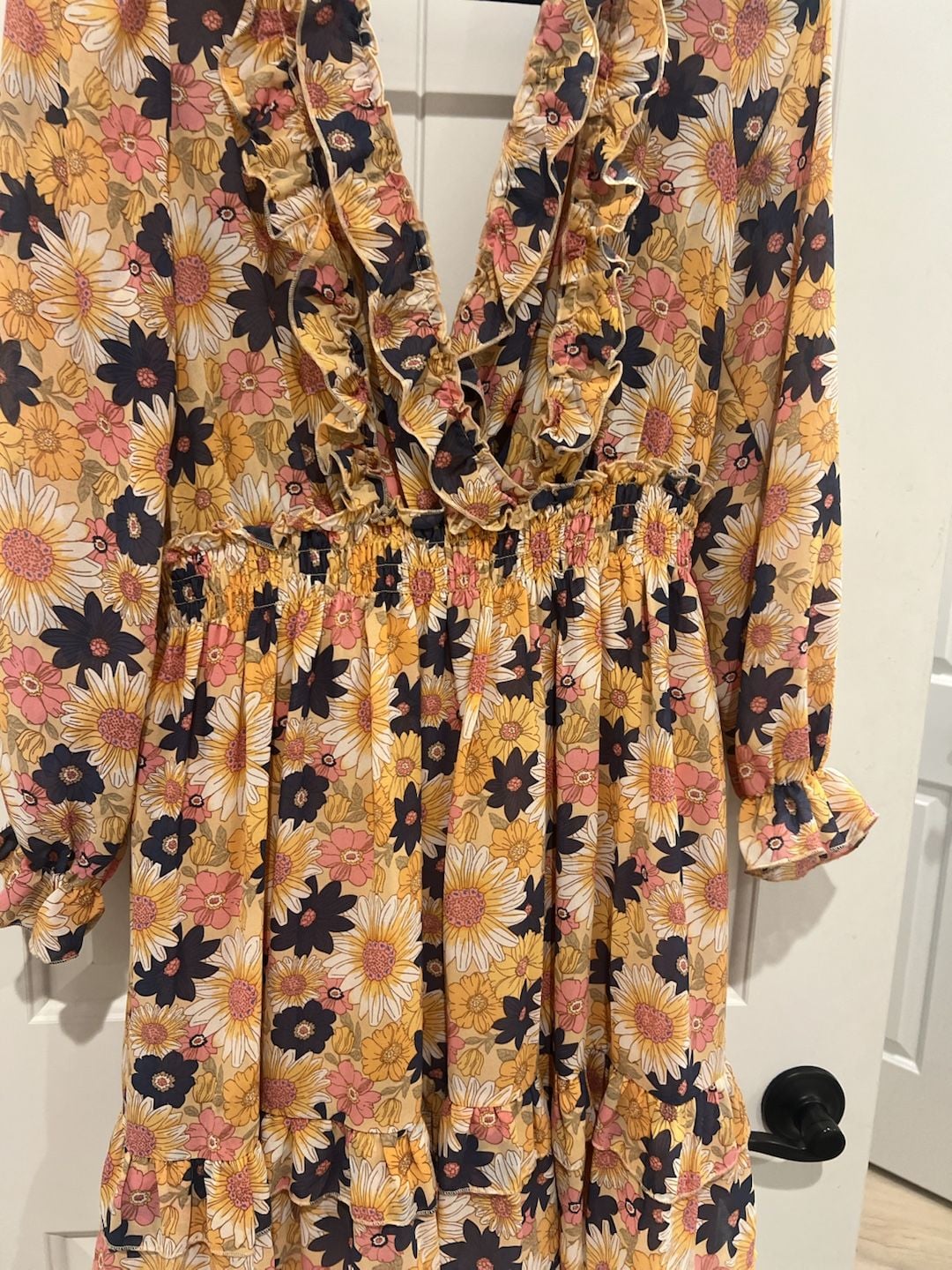 Forever 21 Long Sleeve Ruffle Dress Size 0X 4