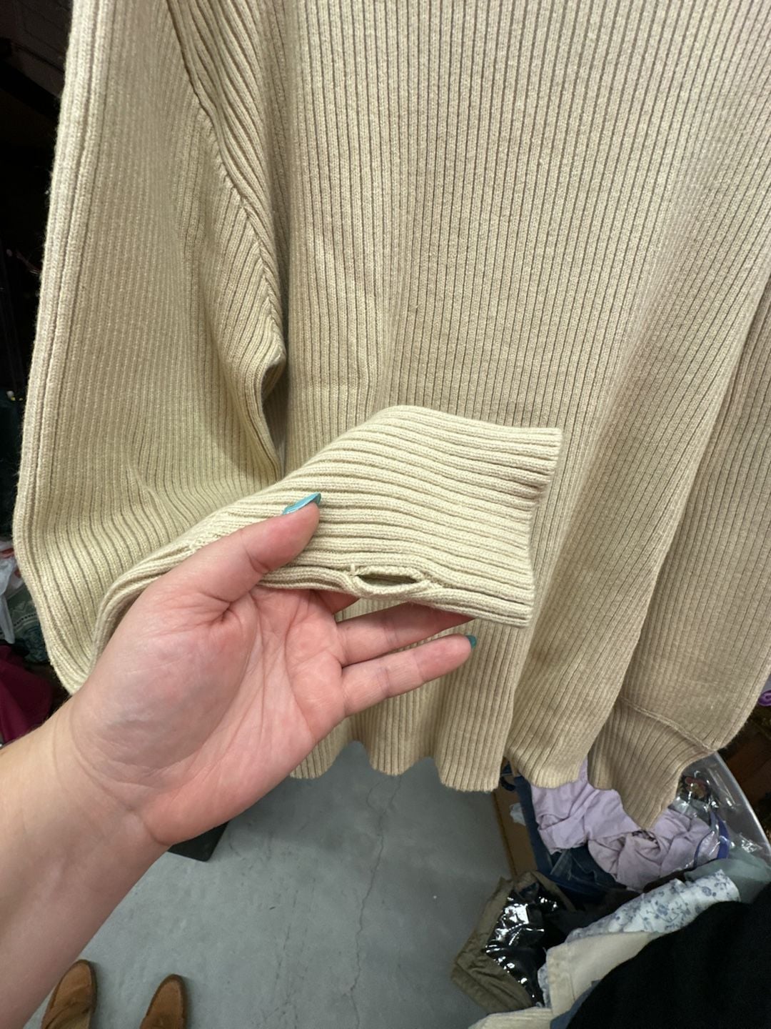 Kittenish X-Large Beige Ribbed Knit Pullover Sweater 3