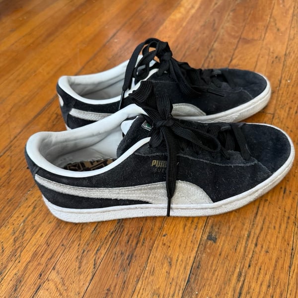 Puma Suede Classic Black White Women's Size 7 Sneakers