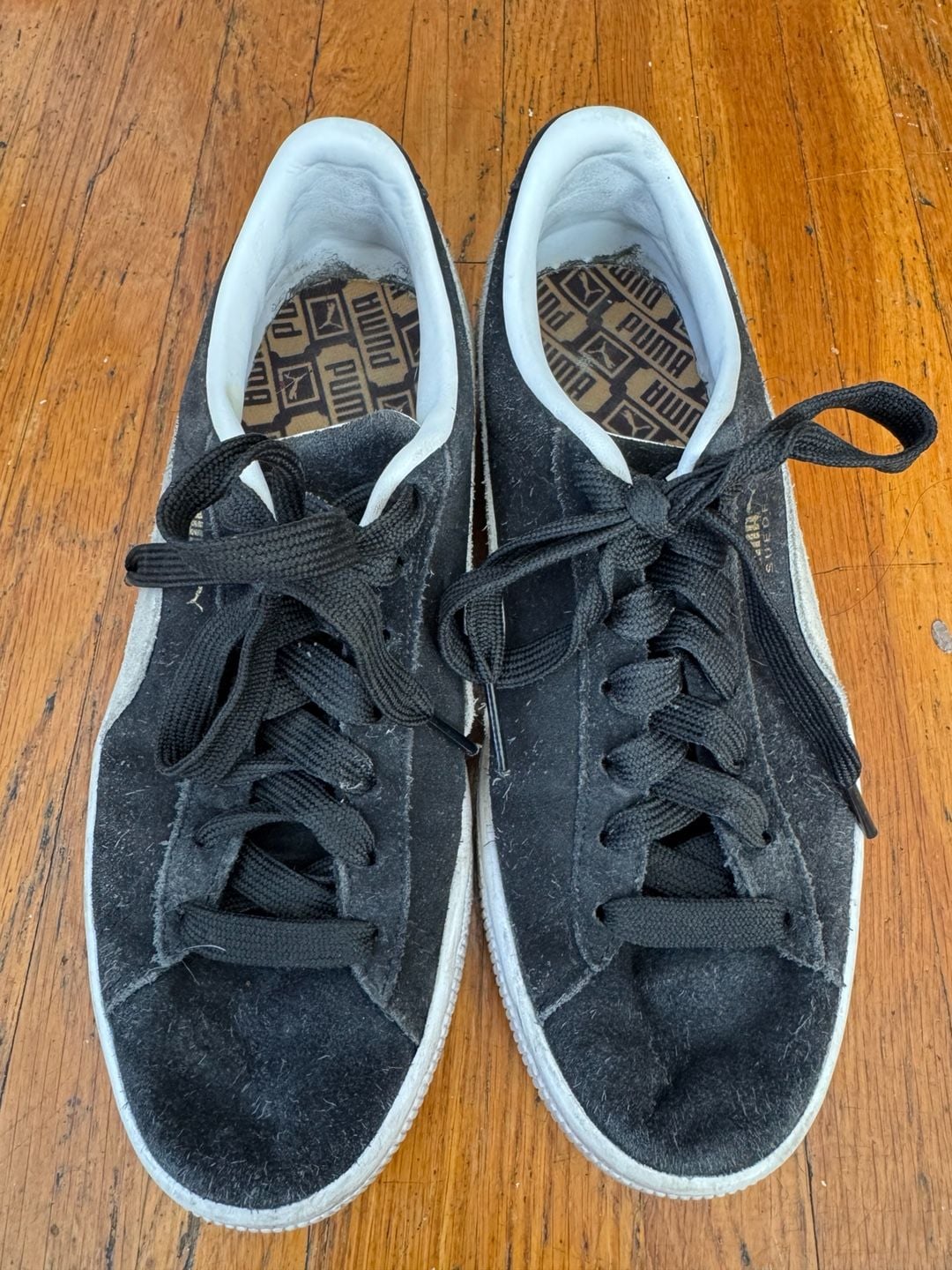 Puma Suede Classic Black White Women's Size 7 Sneakers 6
