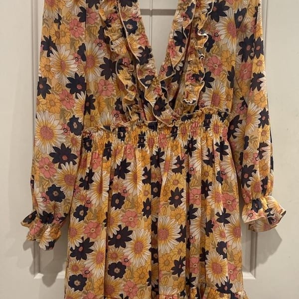 Forever 21 Long Sleeve Ruffle Dress Size 0X