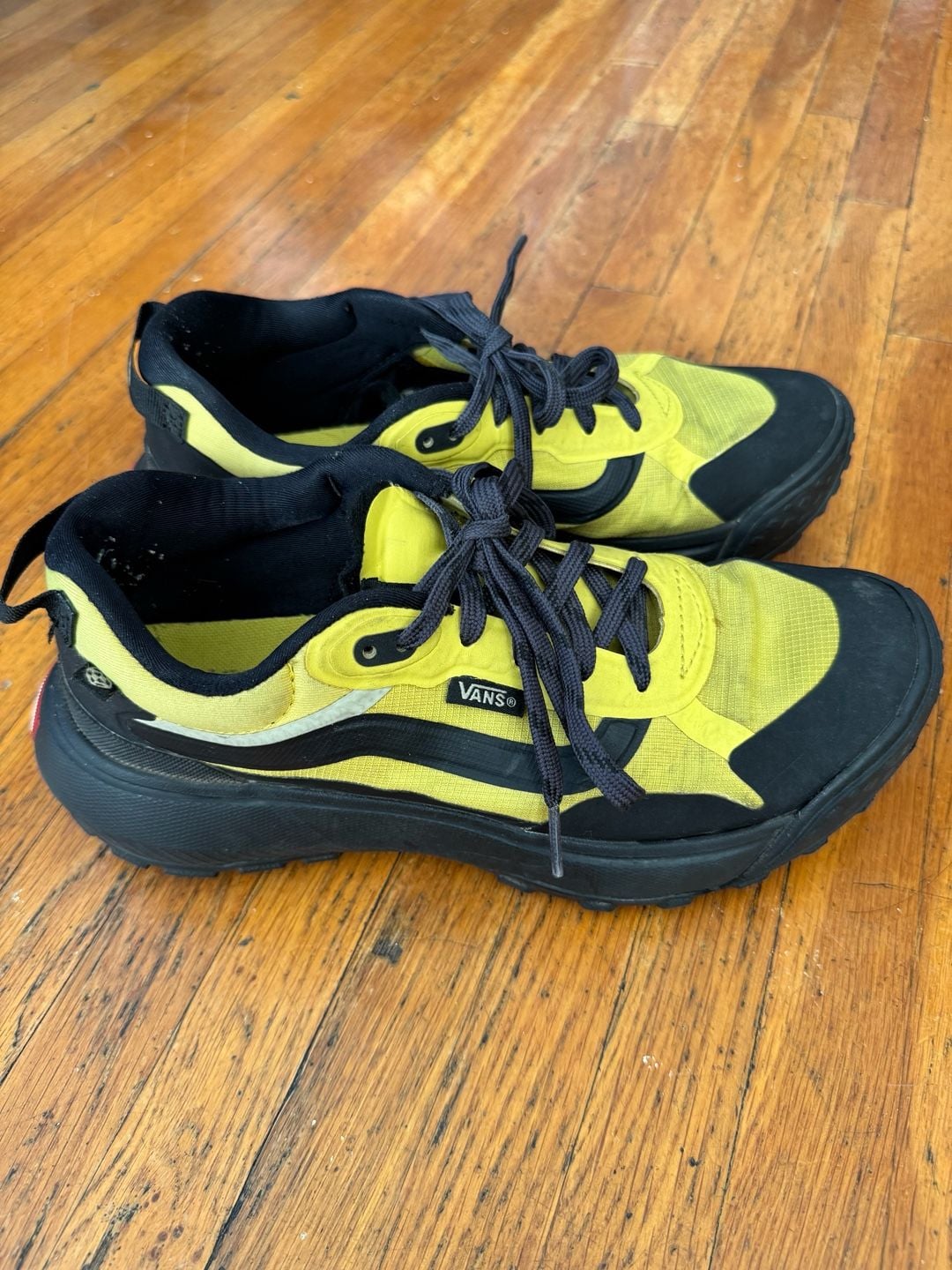 Vans MTE Crosspath Yellow Black Sneakers Men's Size 6 / Women's Size 7.5 2