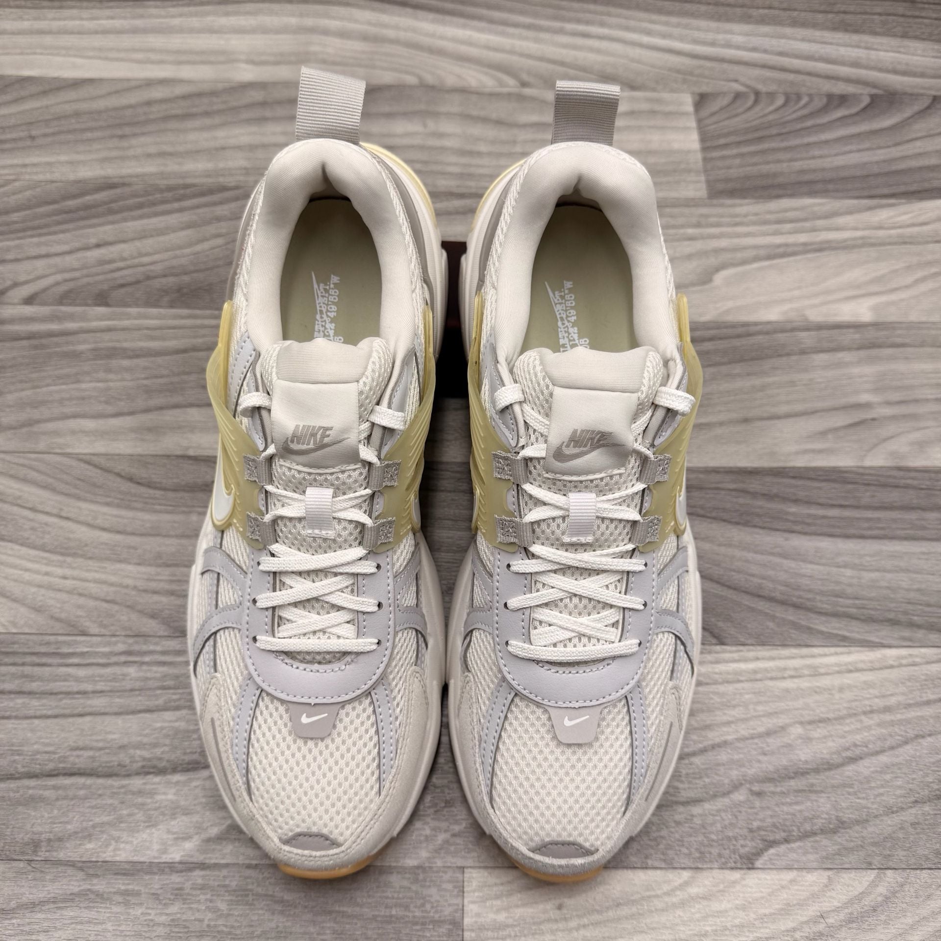 Nike V2K Run Shoes (HV4314-030, Phantom/Light Khaki. Men 10.5 / Women 12 15