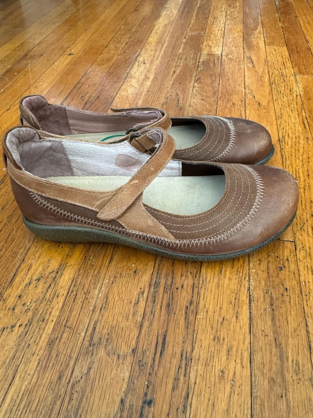 Naot Kirei Brown Leather Mary Jane Flat Shoes Size 37 2