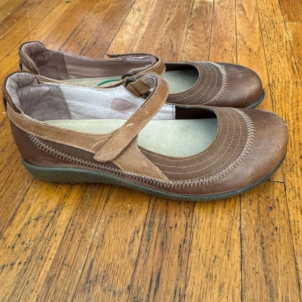 Naot Kirei Brown Leather Mary Jane Flat Shoes Size 37
