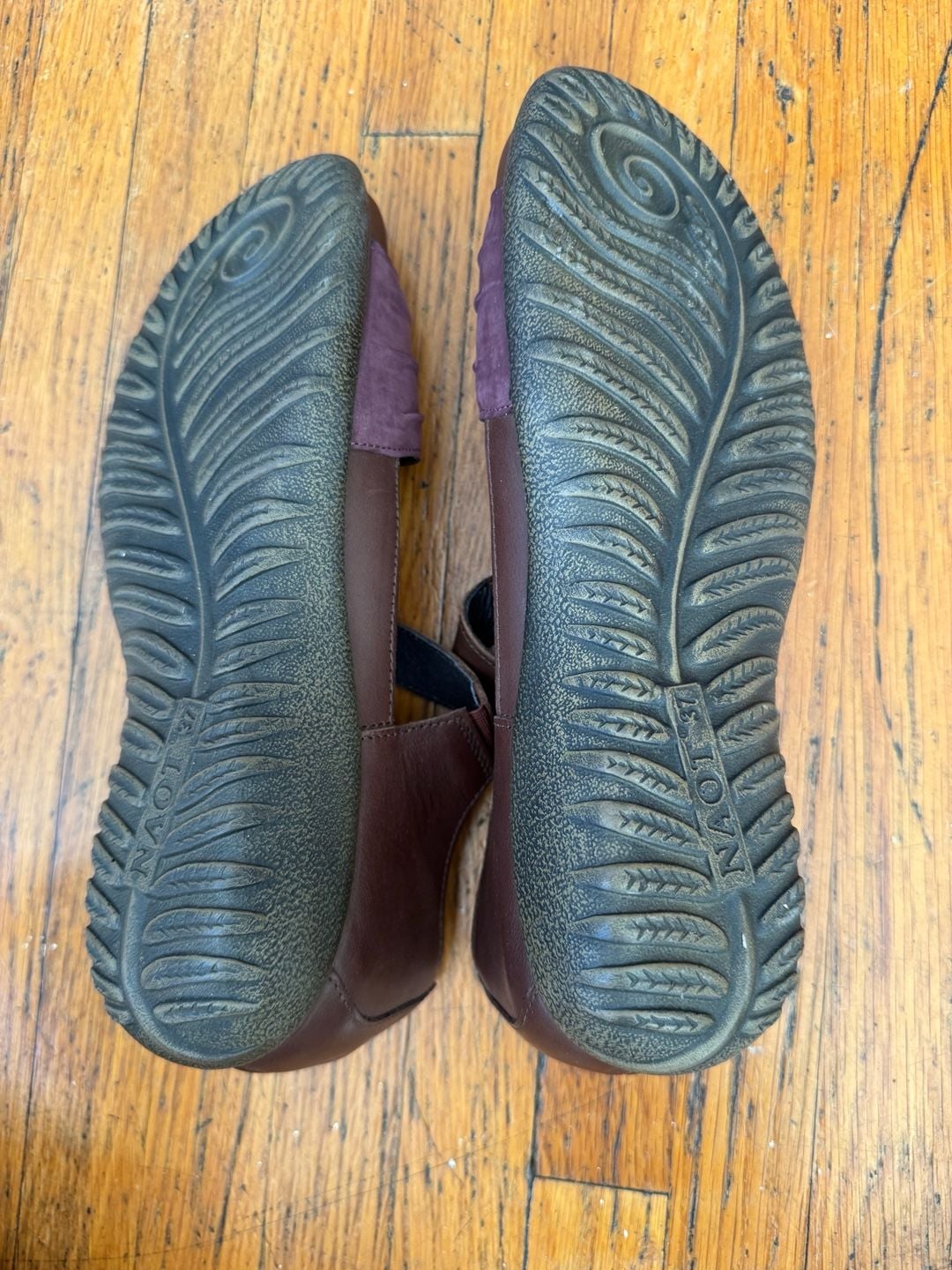 Naot Papaki Brown and Purple Leather Nubuck Sandals Women's Size 37 5