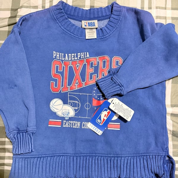NBA Philadelphia 76ers Girls Fleece Pullover Sweatshirt Size S 6/6X Blue