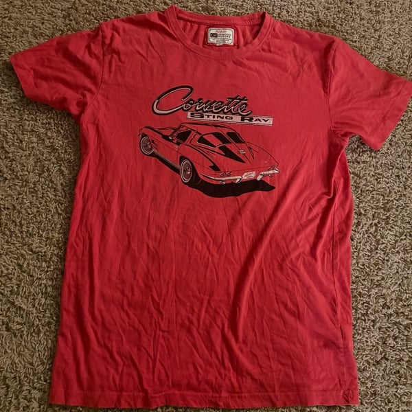 Red Jacket General Motors Corvette Sting Ray Vintage T-Shirt
