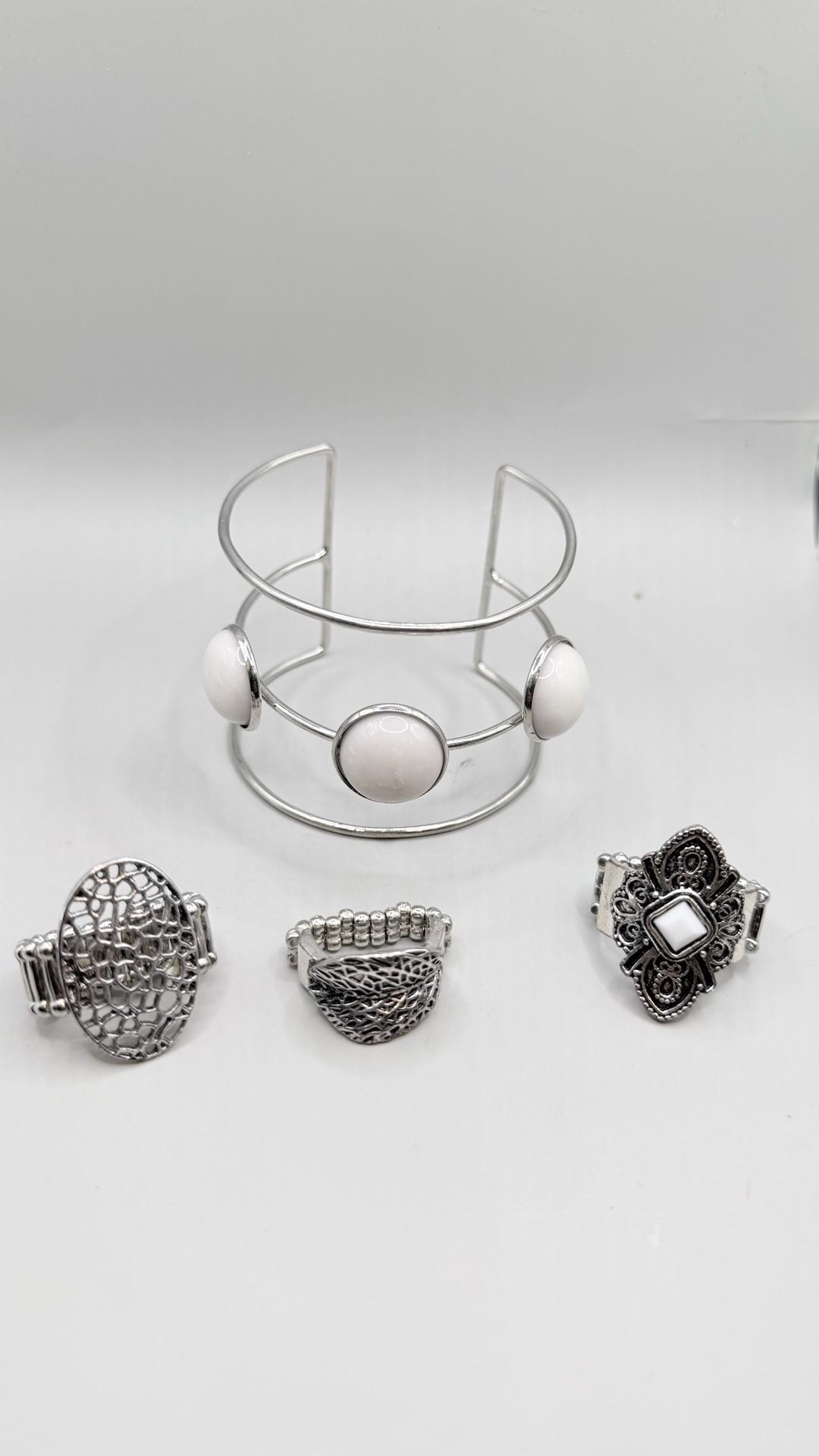 4-Piece Silver & White Statement Jewelry Bundle – Cuff Bracelet & Rings 1