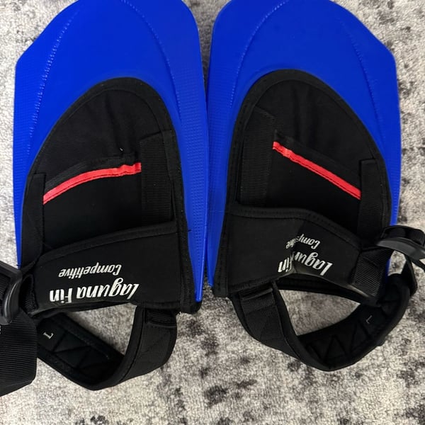 Laguna Fin's Competitive Fin in Small & Medium Size