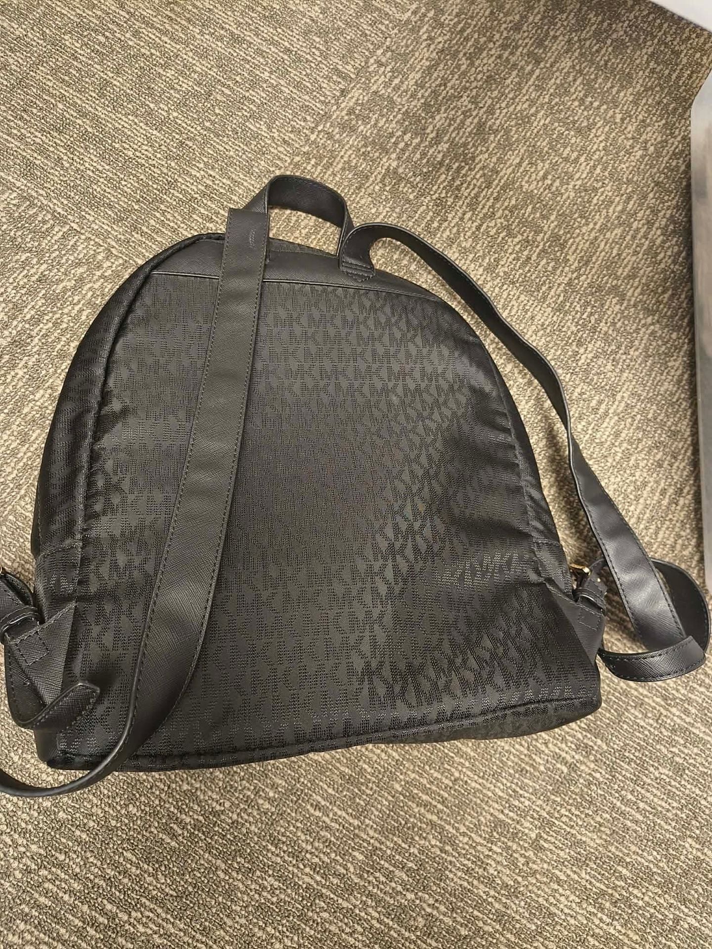 Michael Kors 3