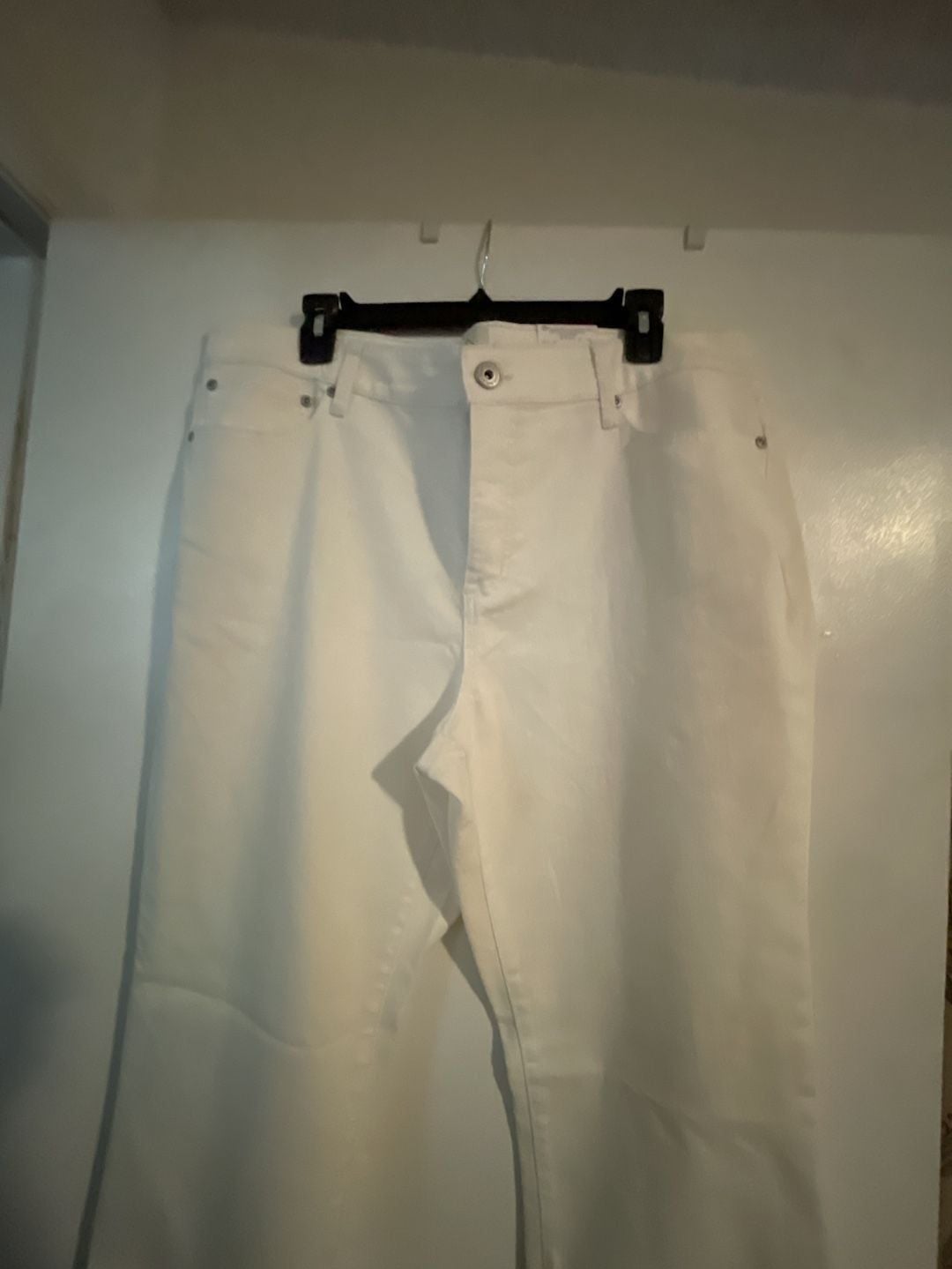 St. John's Bay Women's Straight Leg White Jeans 3