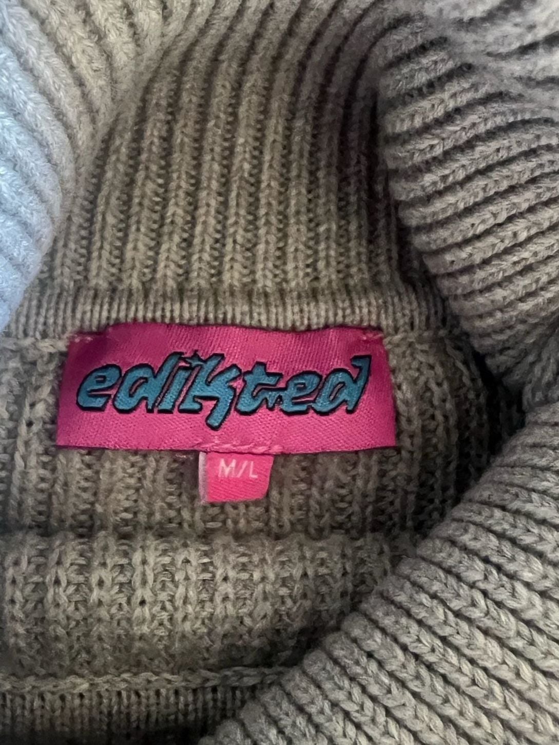 Edikted Gray Ribbed Oversized Cropped Turtleneck Sweater Size M/L 9