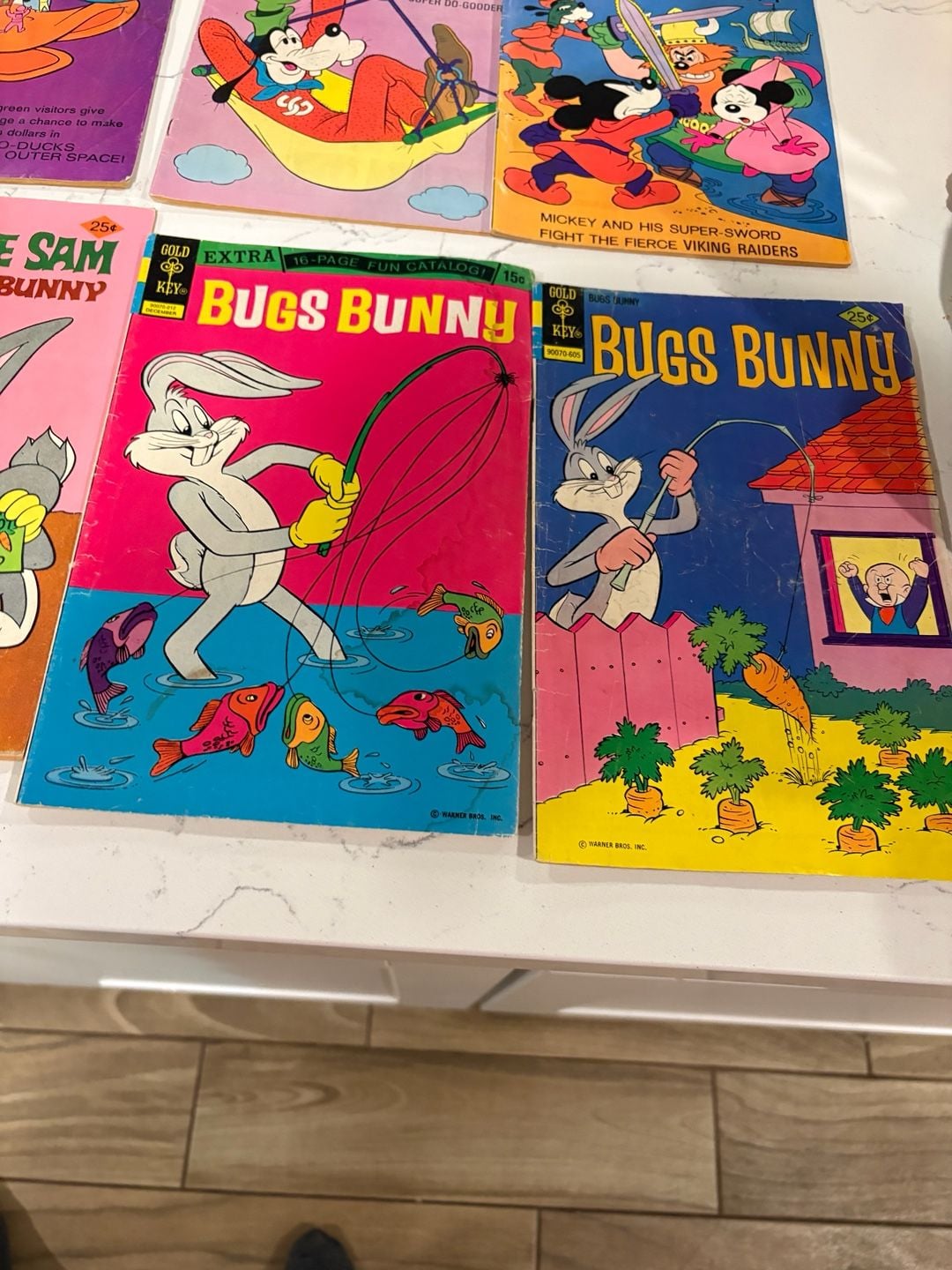 Vintage Lot of 18 Classic Disney and Warner Bros Comic Books Gold Key and Whitman 5