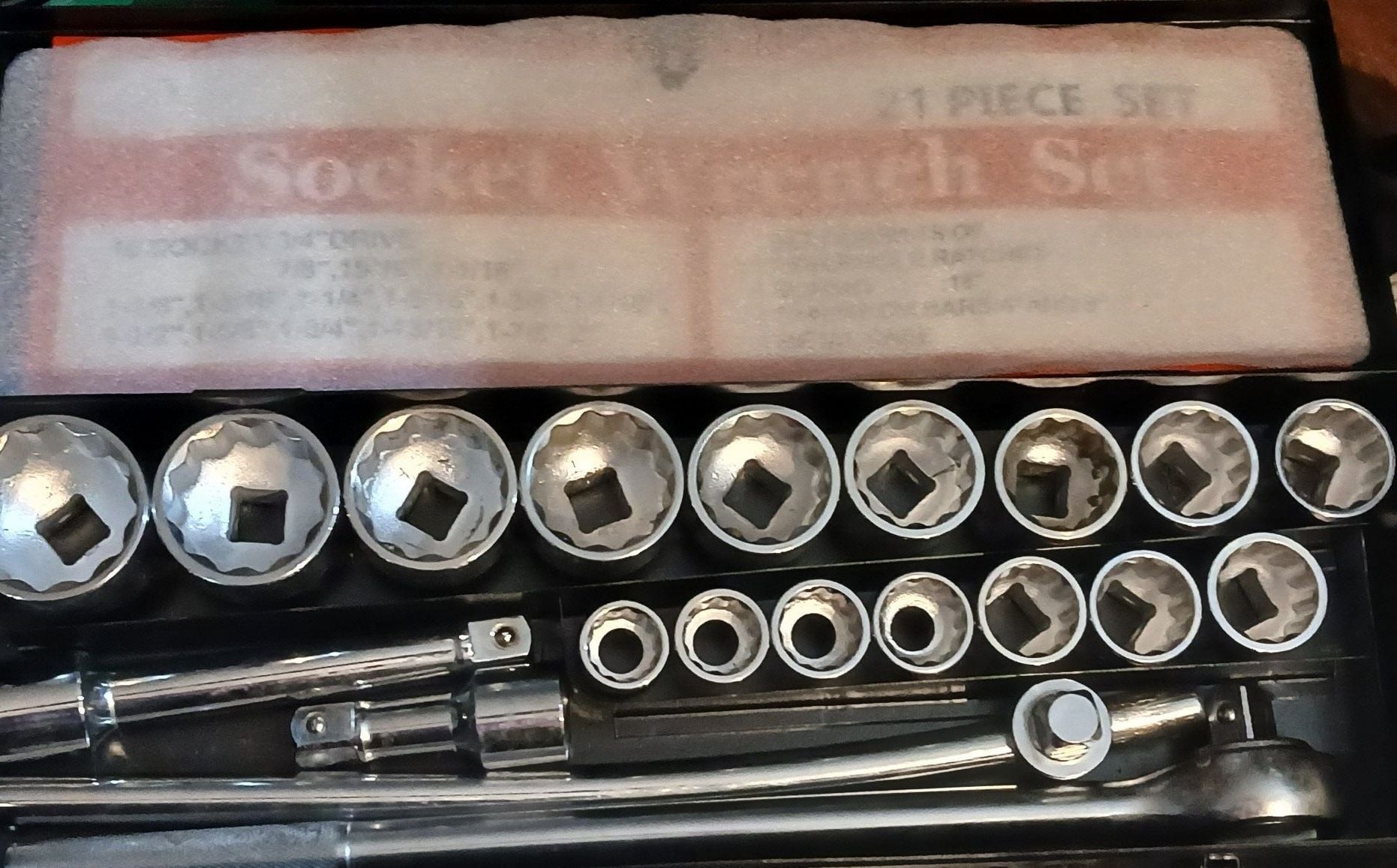 Ironton 21-Piece Heavy-Duty Jumbo 3/4-Inch Drive SAE Socket Set 1