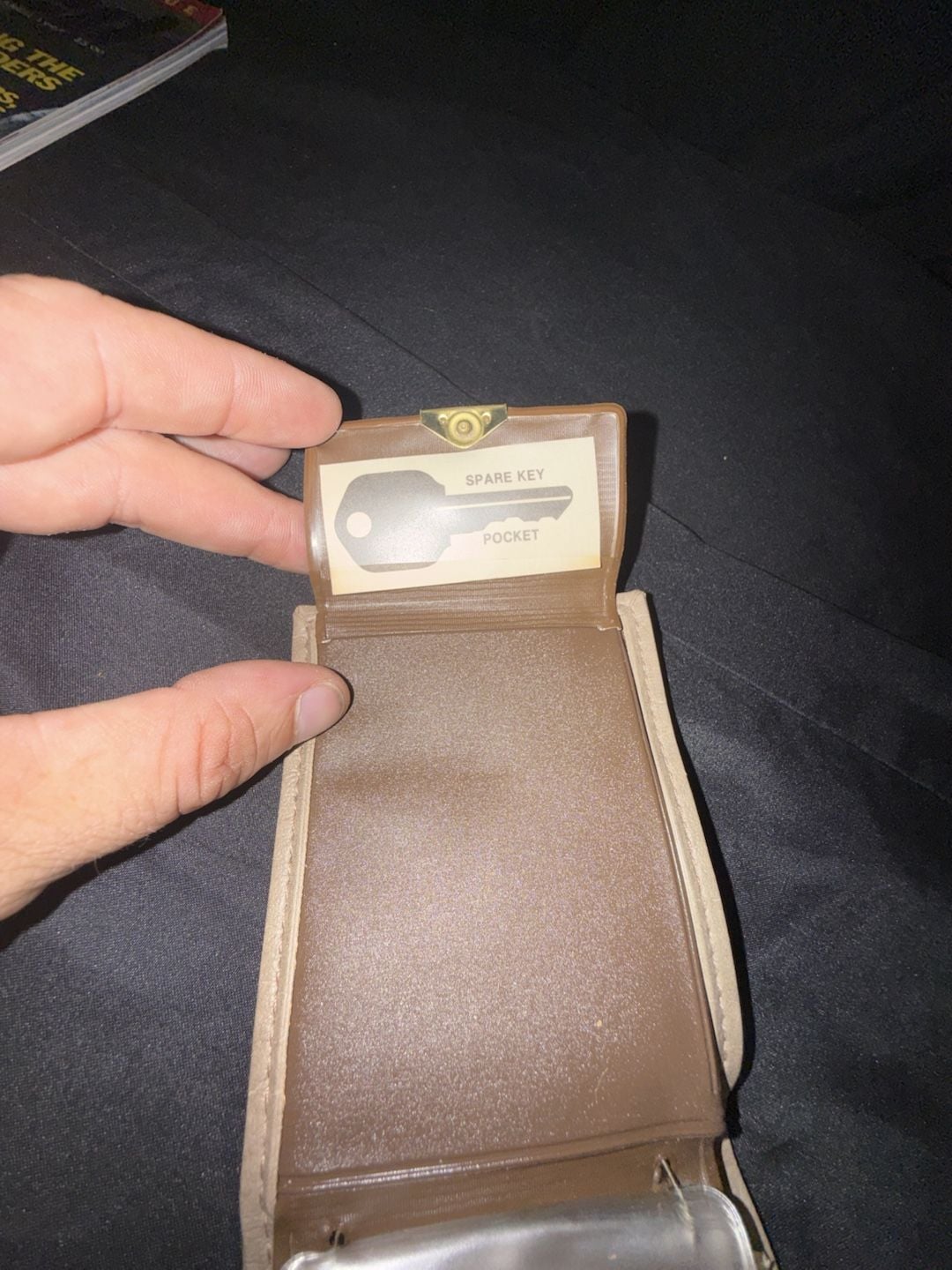 Vintage Vitronic Bi-Fold Pick-PocketProof Suede Wallet 8