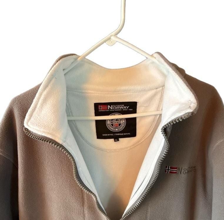 Product thumbnail 3
