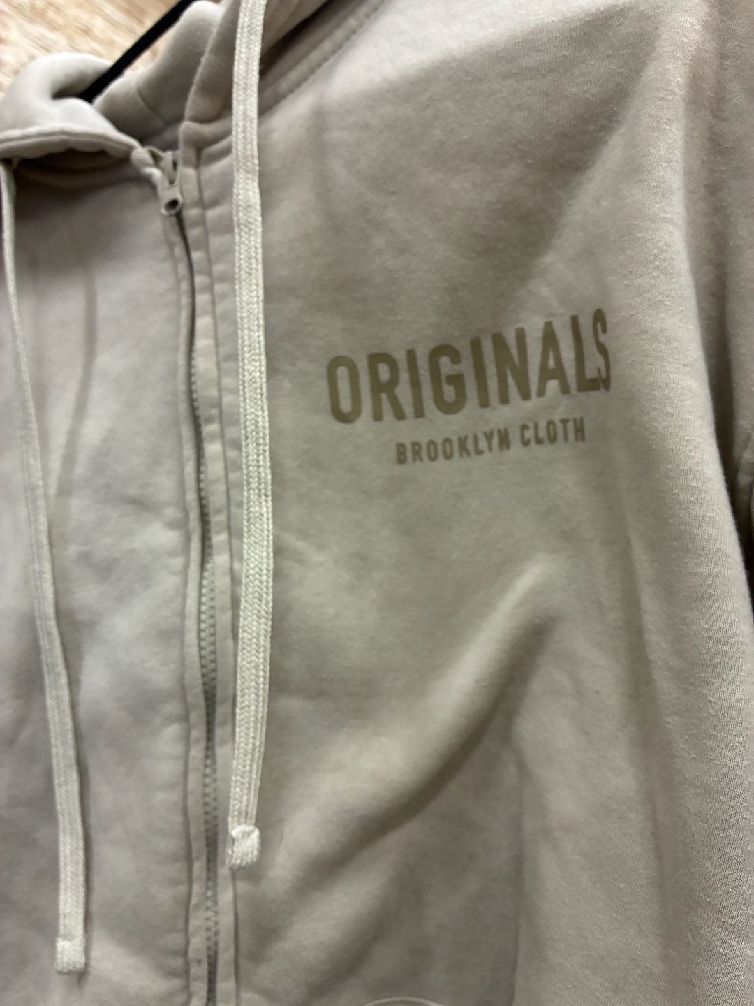 Product thumbnail 4