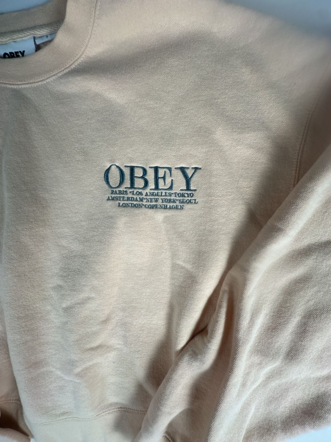 Obey Worldwide Crewneck Sweatshirt Peach Pink Size S #1088 3