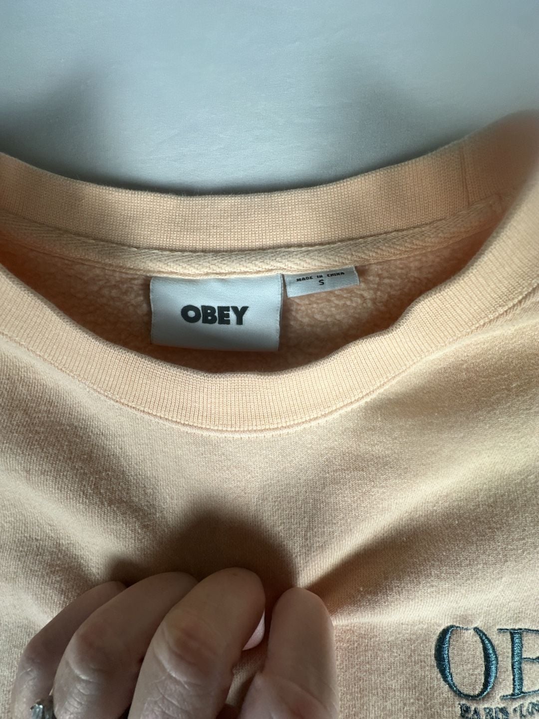 Obey Worldwide Crewneck Sweatshirt Peach Pink Size S #1088 4