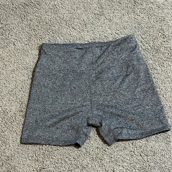 Ebb & Flow Women's Gray Heather Athletic Yoga Gym Shorts Size L
