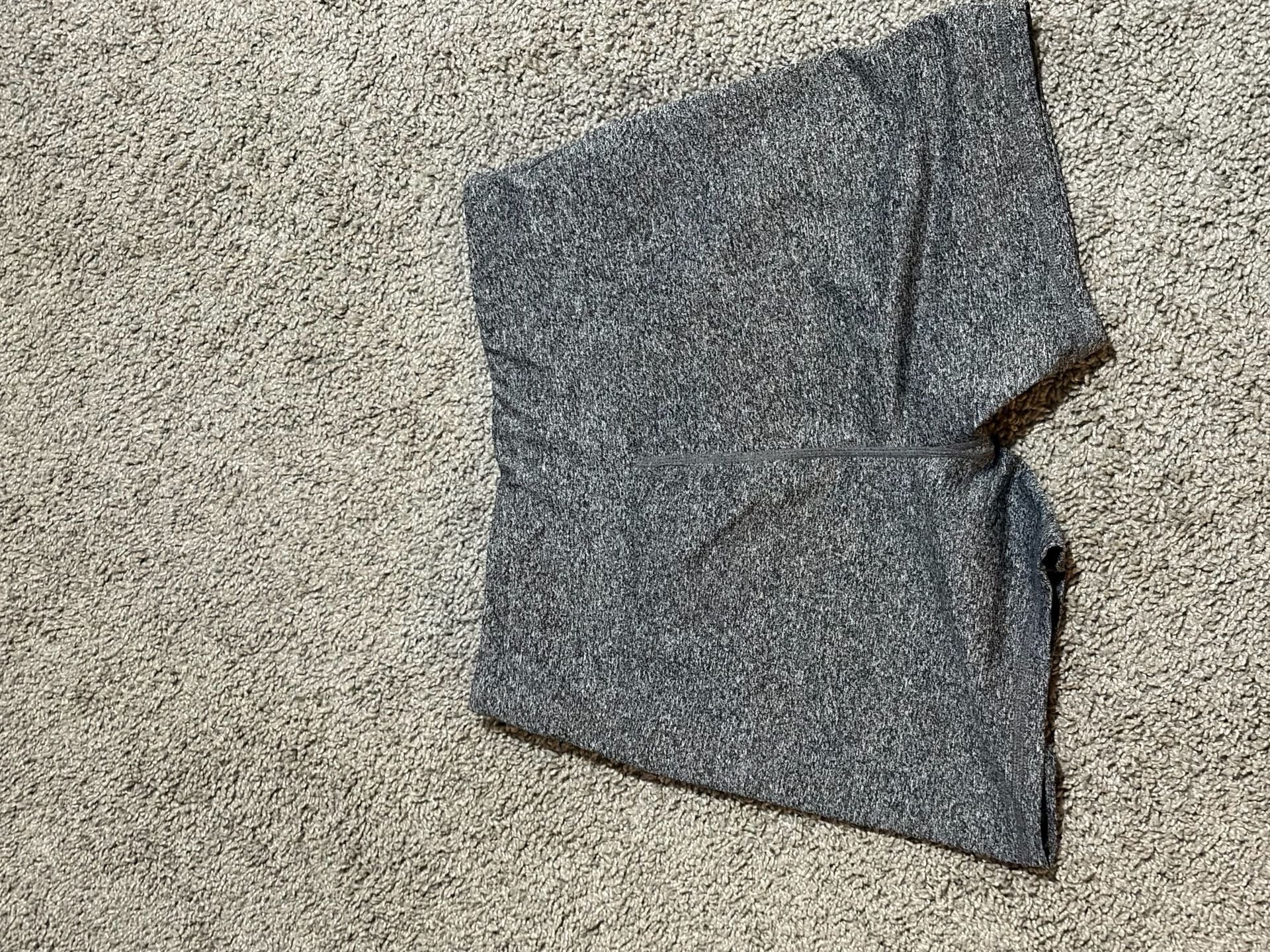 Ebb & Flow Women's Gray Heather Athletic Yoga Gym Shorts Size L 7