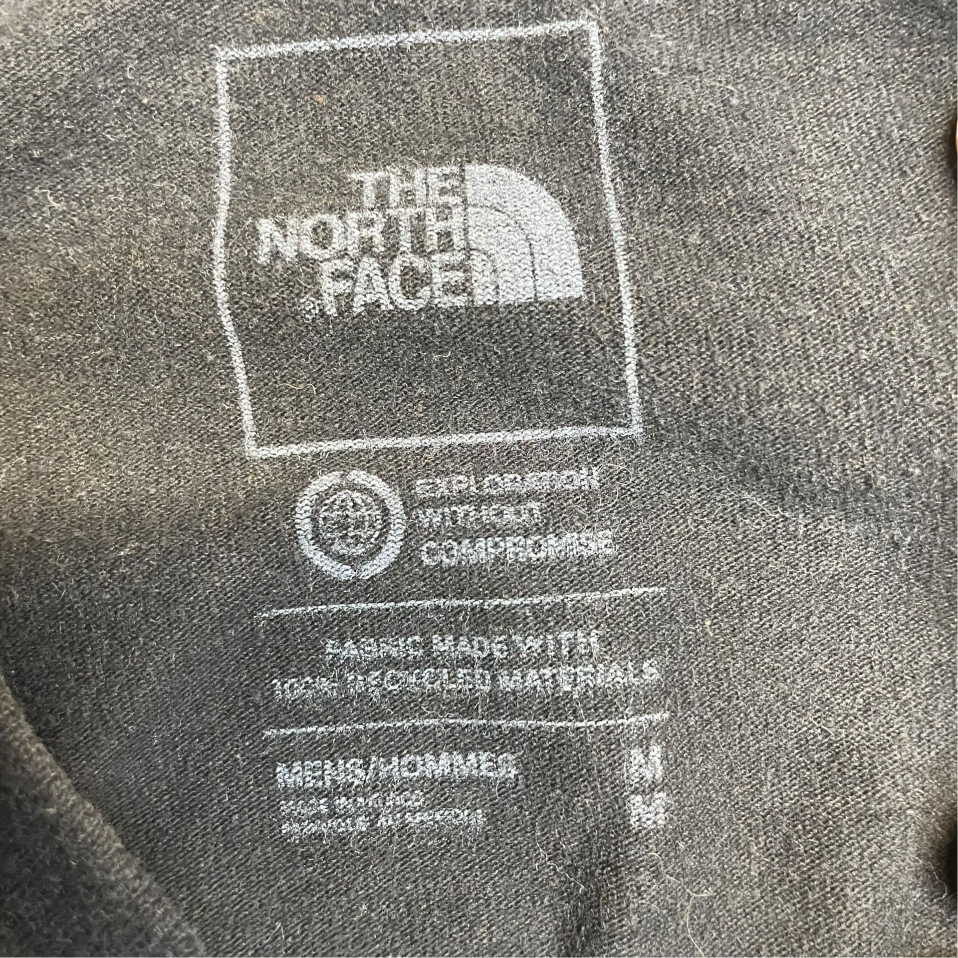 The North Face Earth Graphic T-Shirt Black Men’s Medium Logo Tee 7