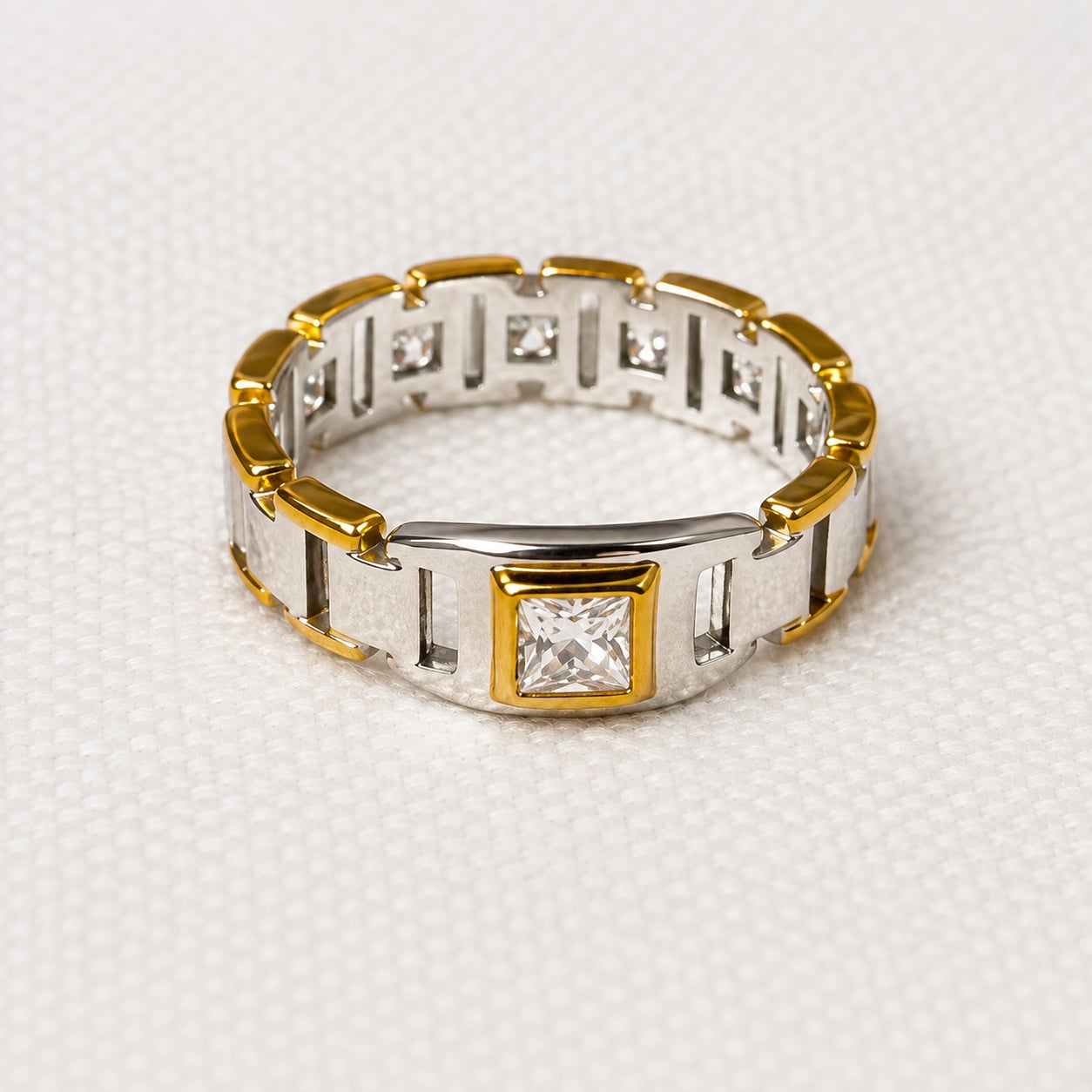 Bold Two-Tone Luxury Ring 2