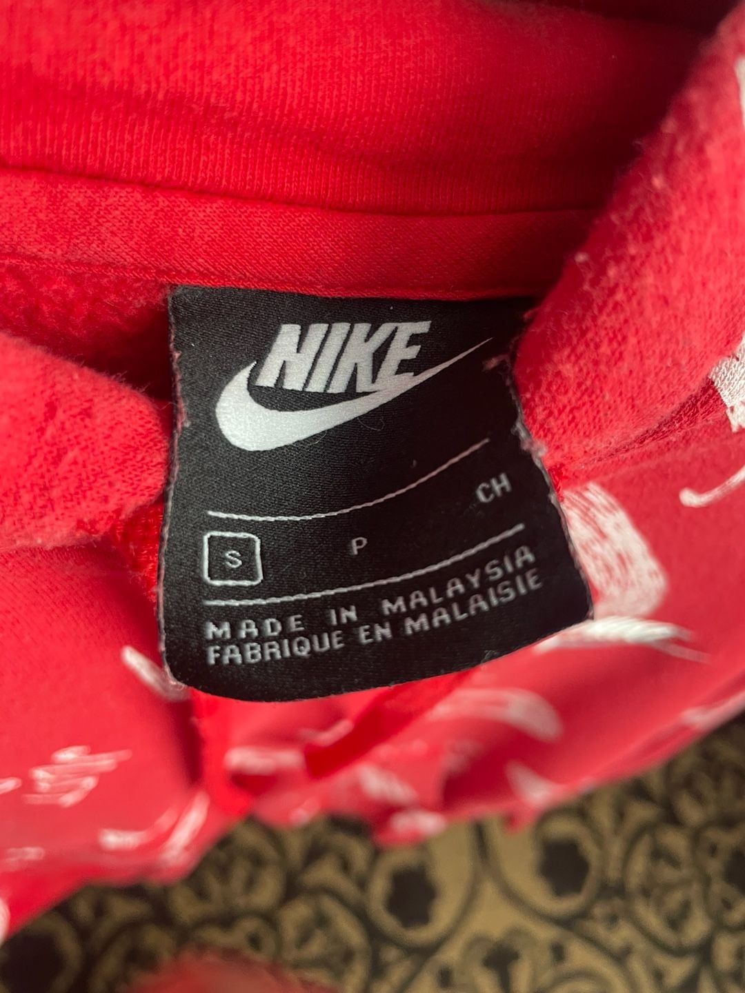 Nike Just Do It Swoosh Scribble All Over Red Hoodie 3