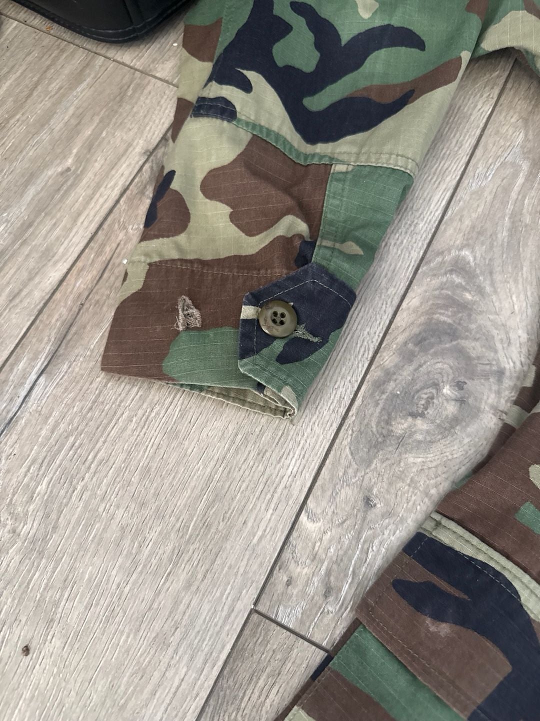 Vintage US Military Woodland BDU Camo Combat Jacket Shirt Small Long 6