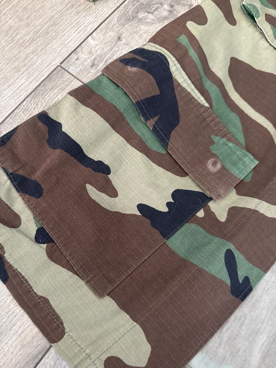 Vintage US Military Woodland BDU Camo Combat Jacket Shirt Small Long 8
